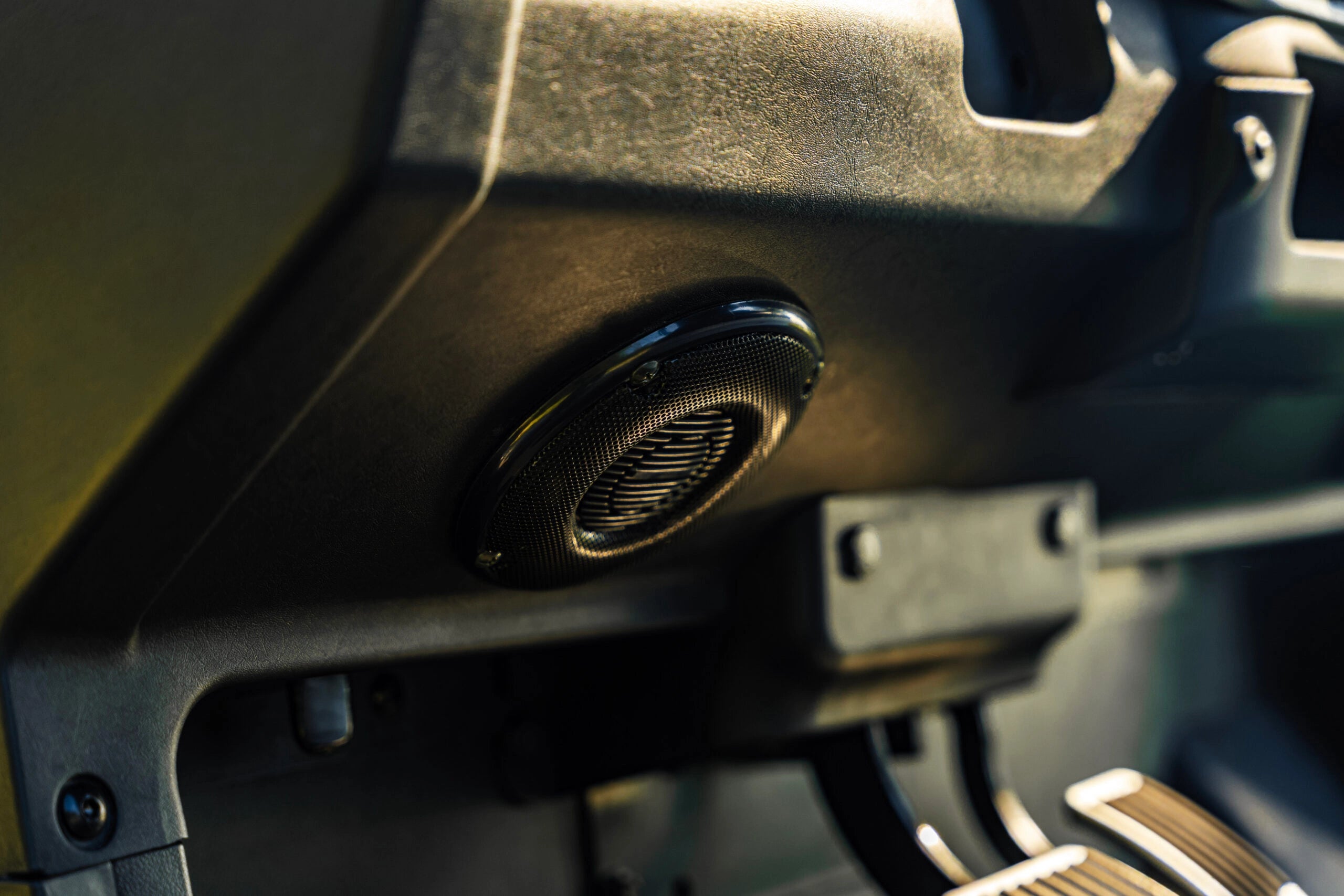 Front Speaker System