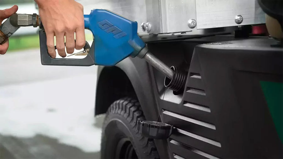 Side-Fill Gas Tank
