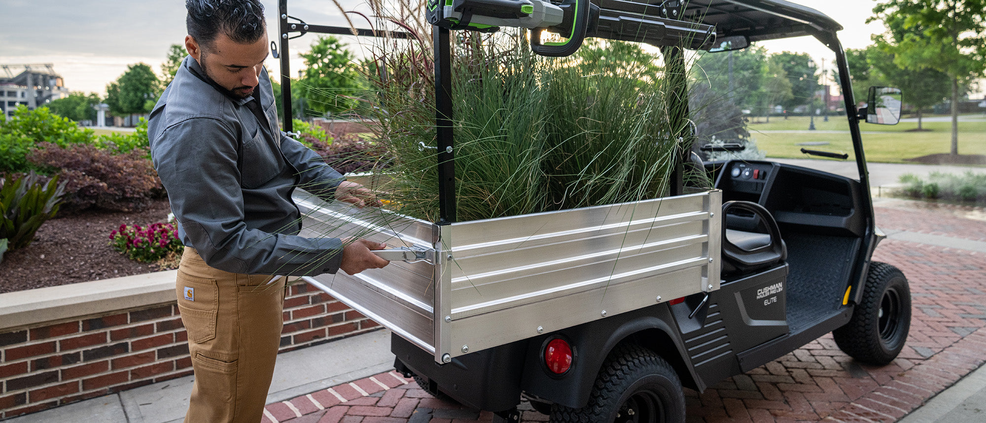Cushman Hauler PRO LSV aluminum cargo bed with integrated L-track