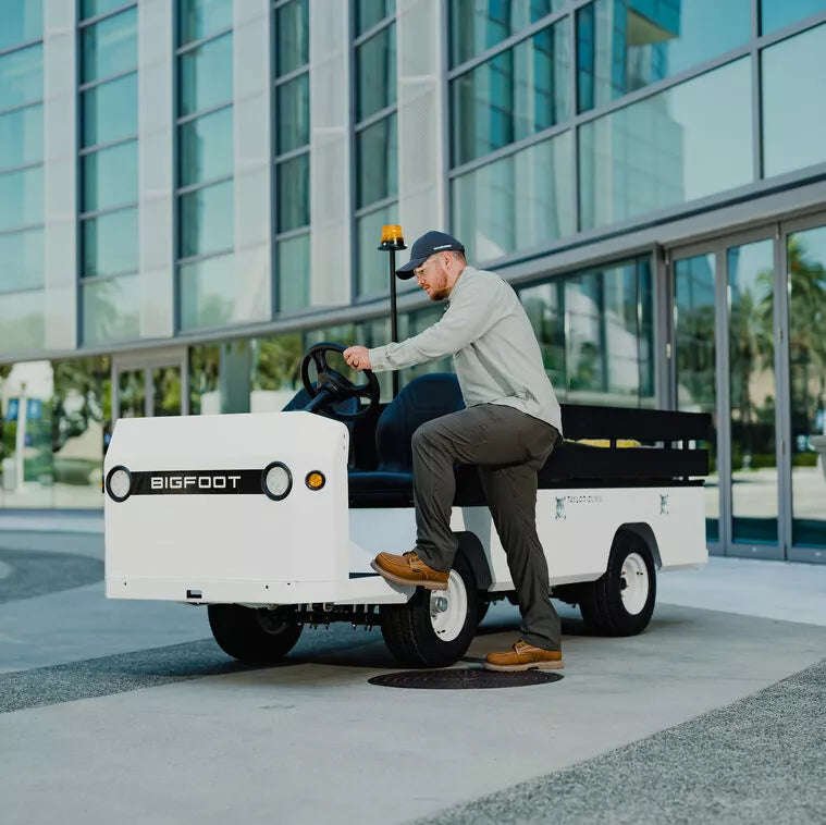 Big Payload and Big Towing for Daily Facility Work