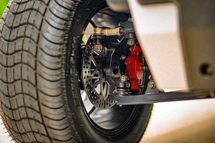 Four-Wheel Disc / Electromagnetic Braking