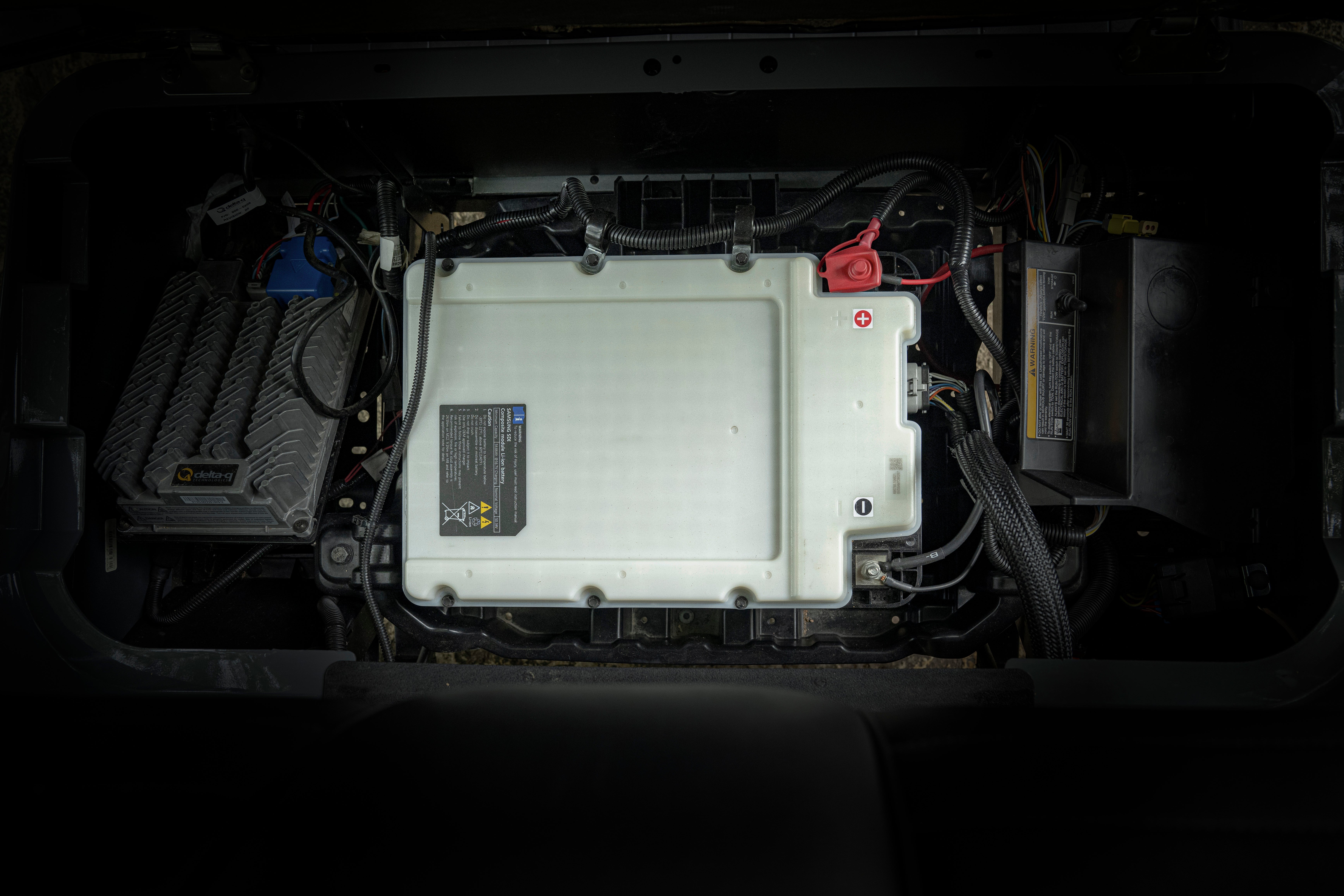 ELiTE lithium battery pack used by the E-Z-GO Express 6