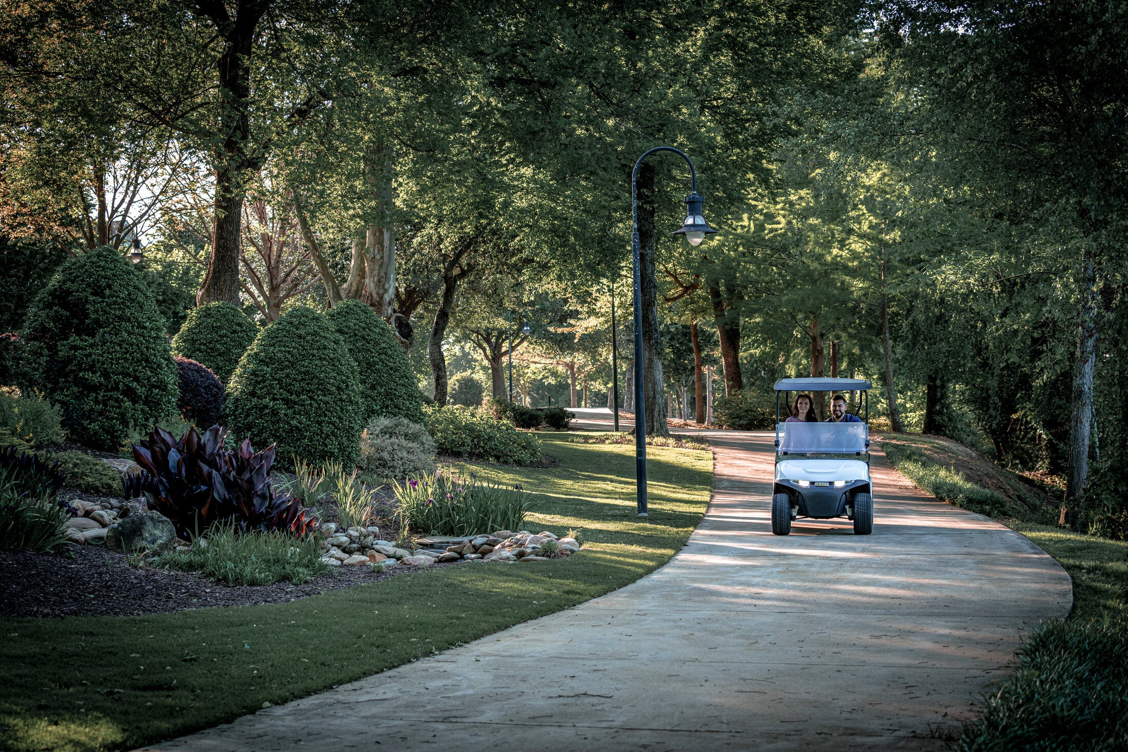 IntelliBrake technology on the electric E-Z-GO Valor